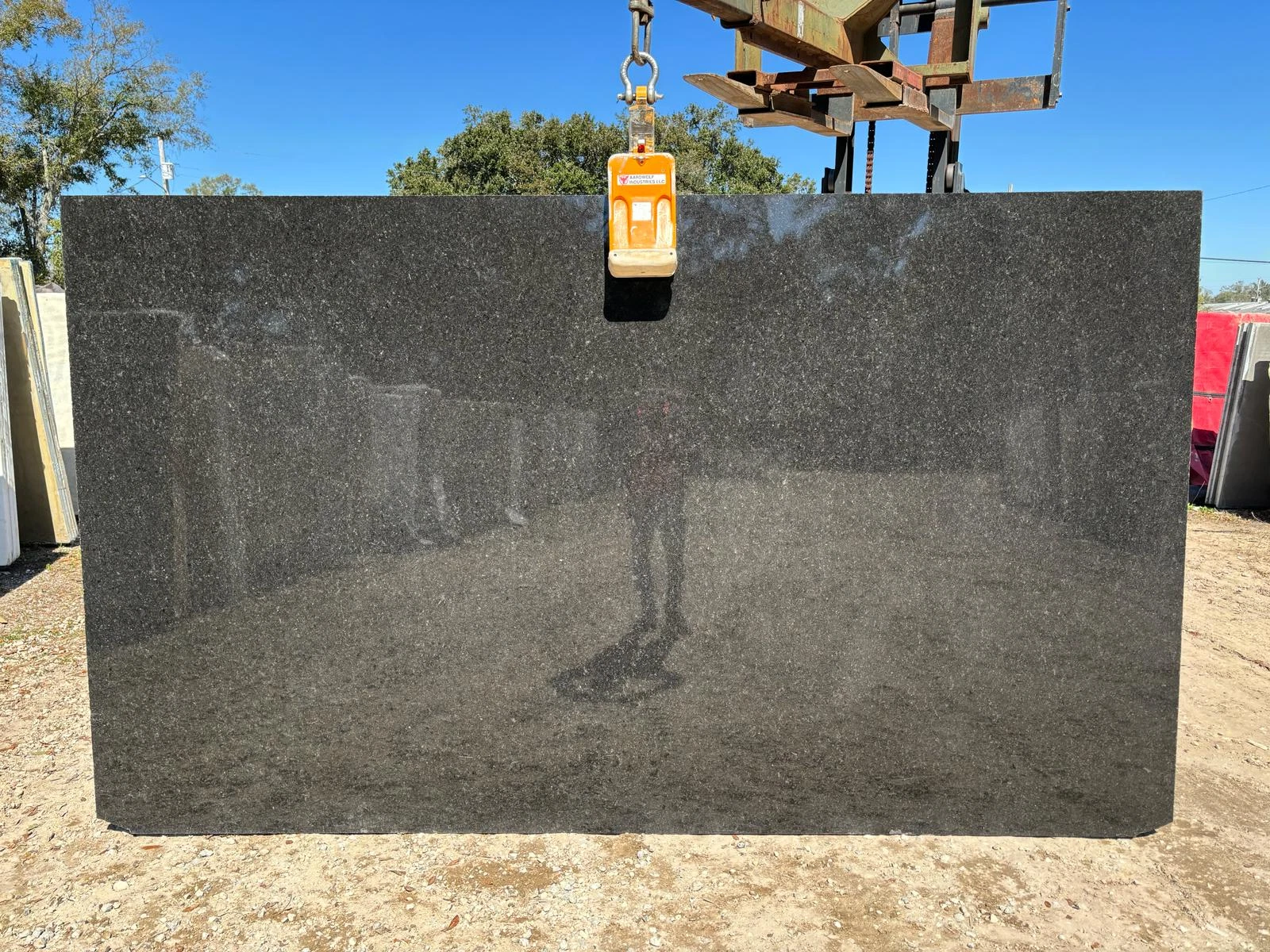 Black Pearl Slabs | TradeScout