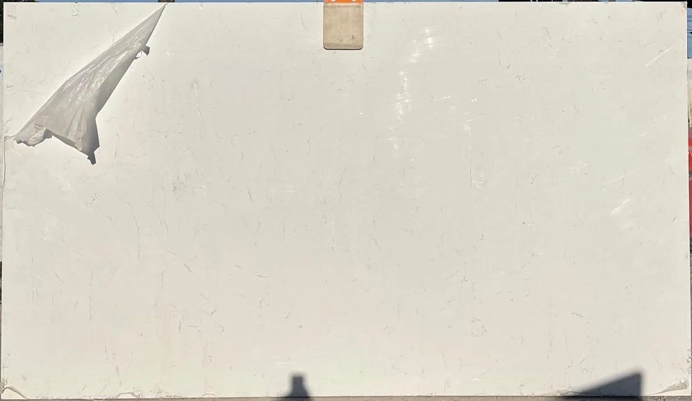 Calacatta Fumo Slabs | TradeScout