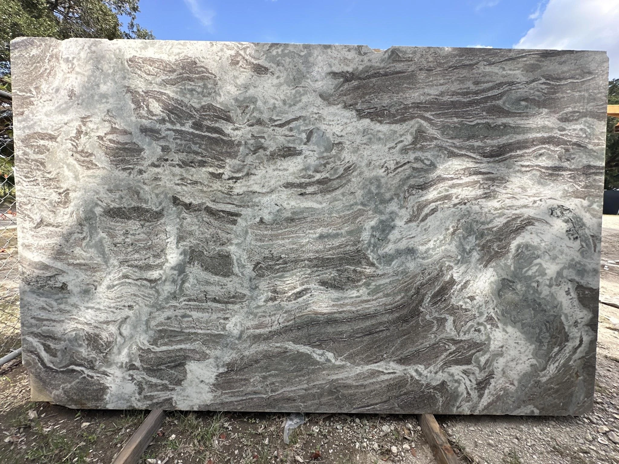 Fantasy Brown Slabs | TradeScout