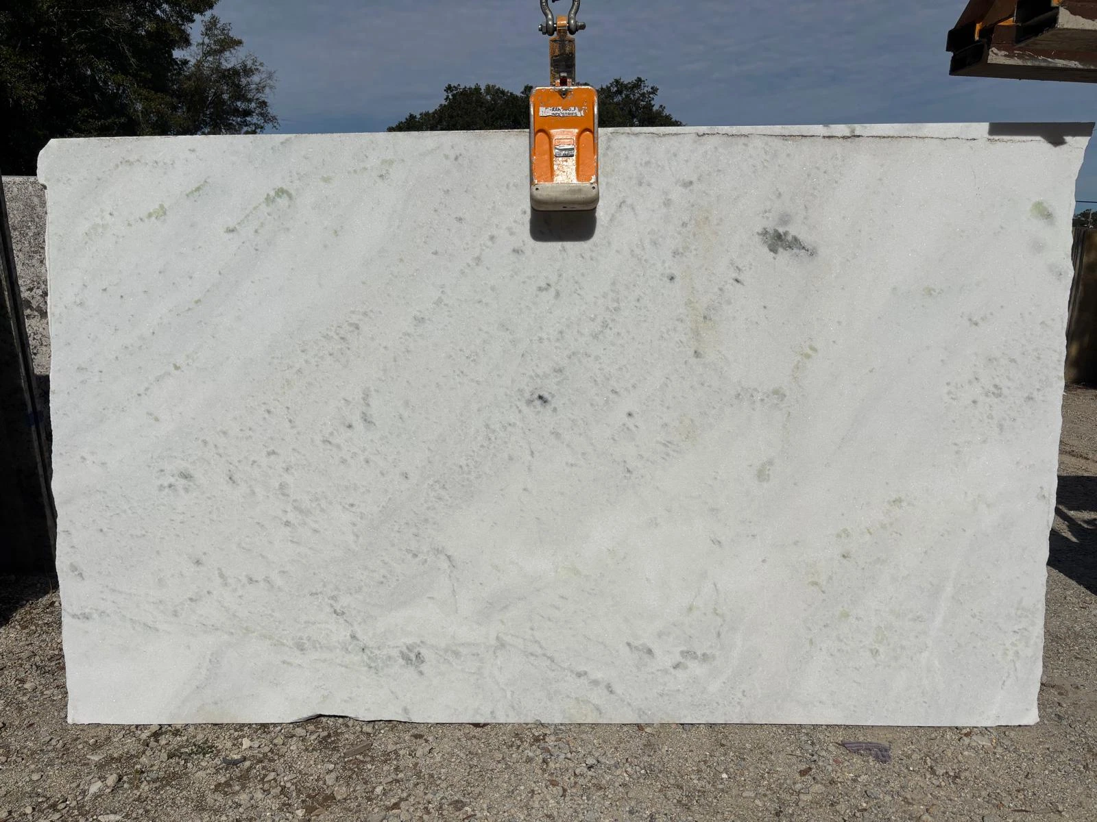 Pinta Verde Slabs | TradeScout