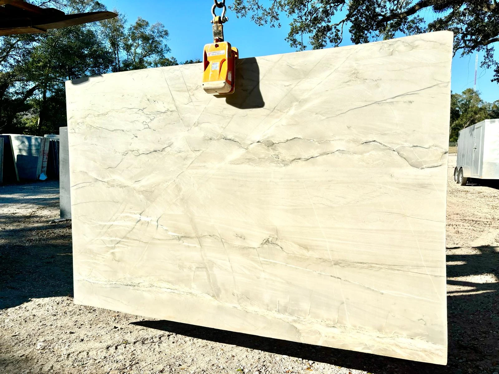Superiore Slabs | TradeScout